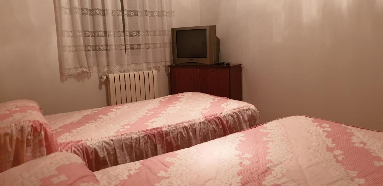 Apartamento Rural La Muralla De Pedraza Chavida Extérieur photo